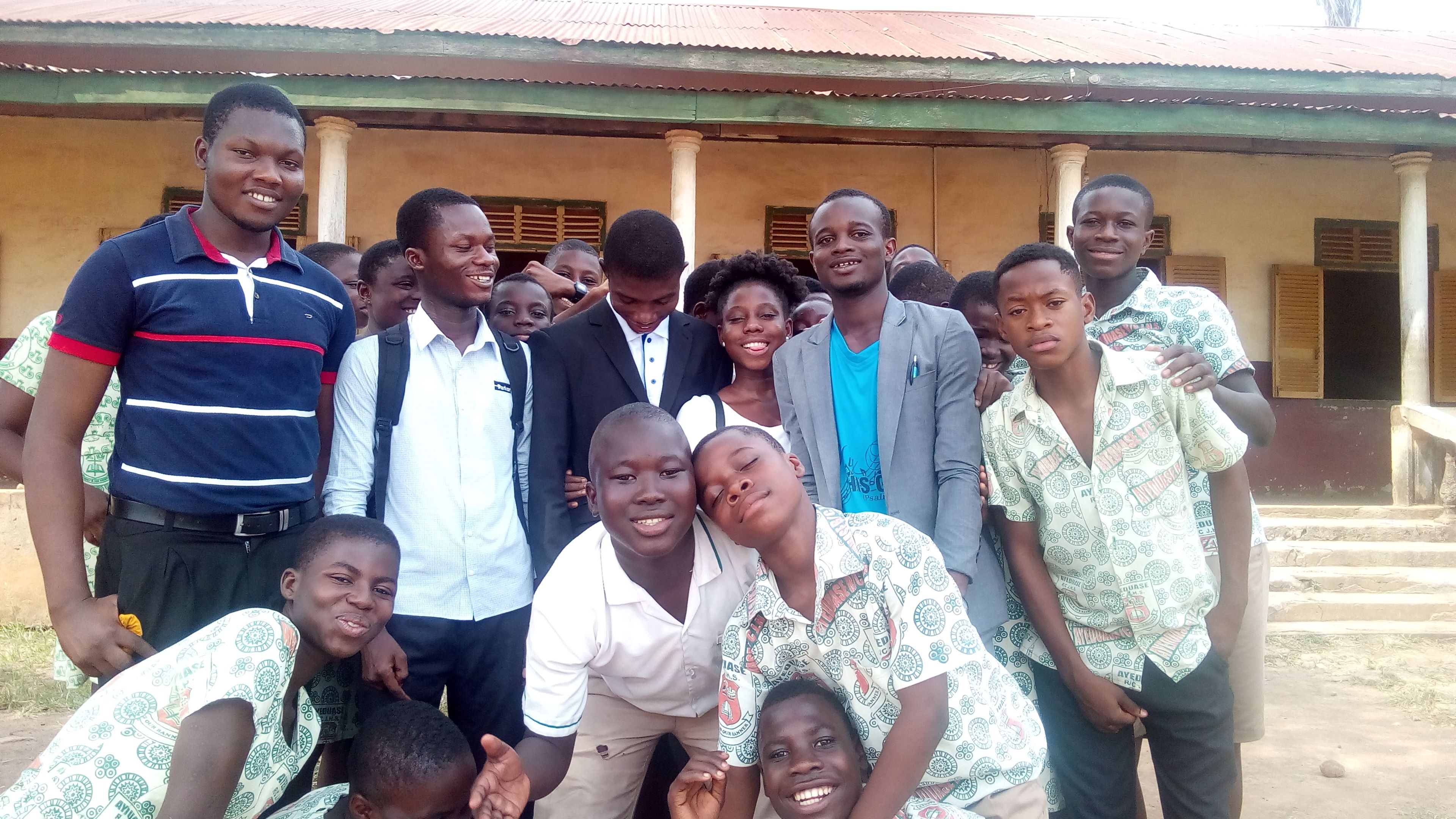 Img 692972ce7f5fd6.82152038